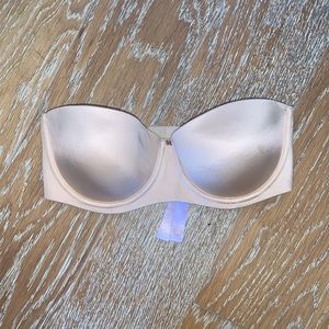 NWOT Fenty strapless bra